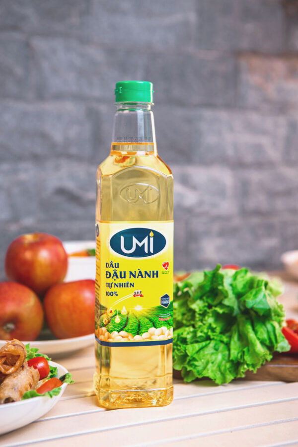Dầu đậu nành UMI 1,8 Lít
